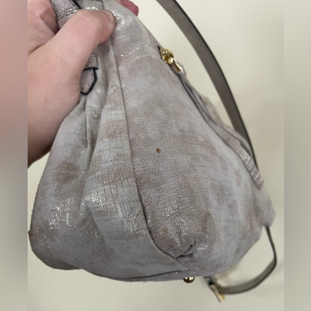 Aimee Kestenberg Beige with Gold Metallic Shimmer Bali Foldover Crossover Bag - Picture 4 of 7